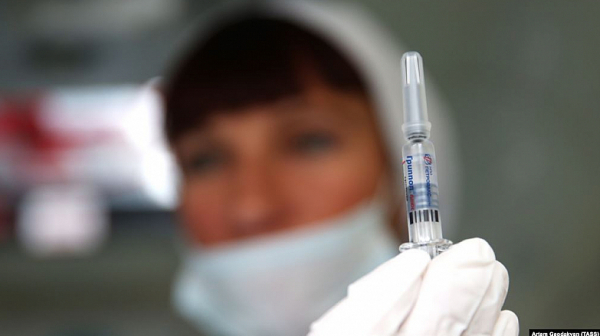 Пета ваксина срещу COVID-19 - одобрена във Франция