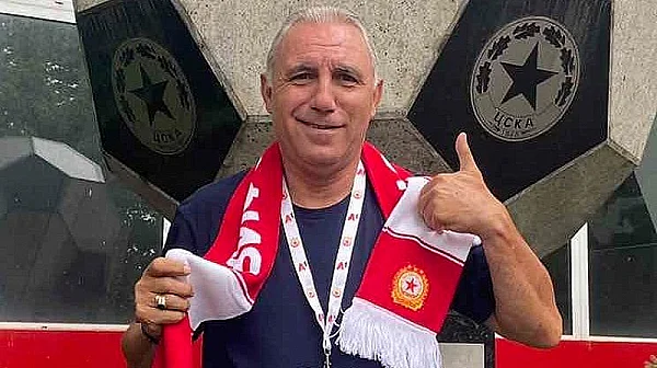 Стоичков говори и с Барселона за откриването на „Българска армия“