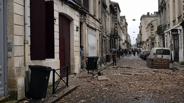 Петима пострадали и двама в неизвестност след взрив в Бордо