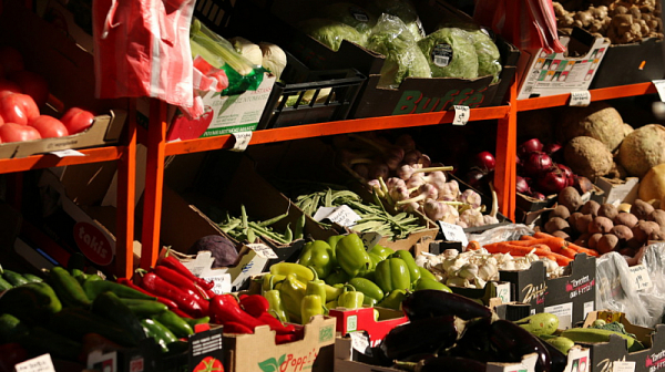 Свиквайте с по-скъпите зеленчуци, предупреди шефът на стоковите борси и тържища