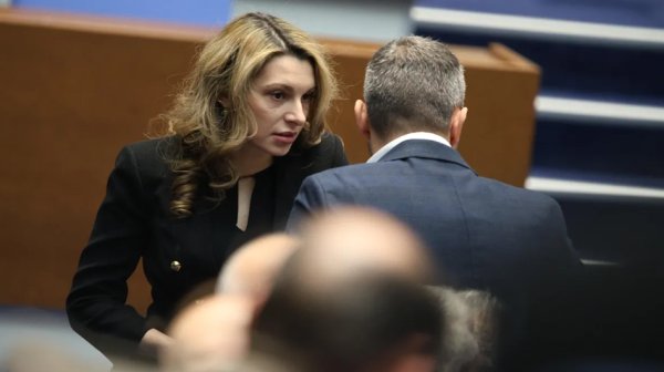 Отложиха гласуването на вота на недоверие, ИТН поиска почивка