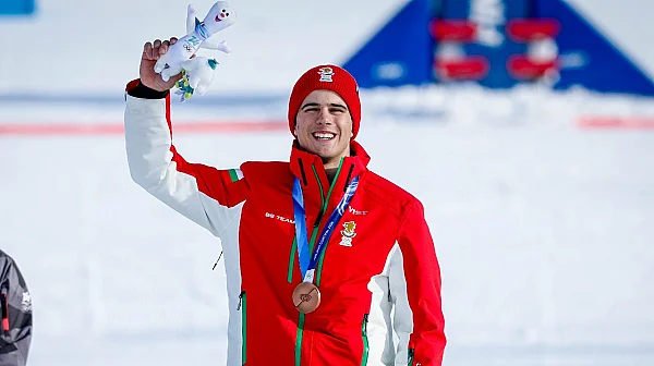 Тервел Замфиров се прибира в България след историческия олимпийски бронз