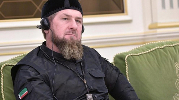 Кадиров отвлича чеченци, за да ги праща на фронта в Украйна