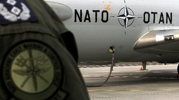 НАТО създава бойните групи от Балтика до Черно море до края на май