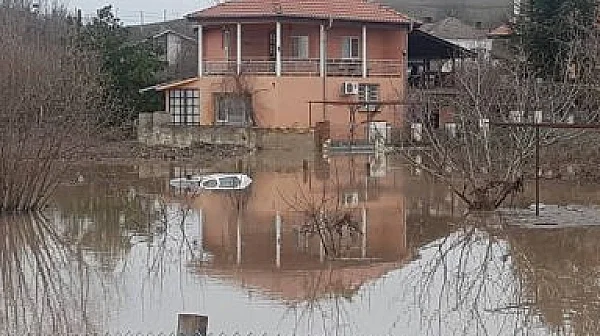 Опасност от наводнения в четвъртък, изпускат контролирано язовир „Жребчево“