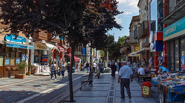 Скъпотията прекроява пазара: Турци пазаруват в Гърция, гърците – у нас