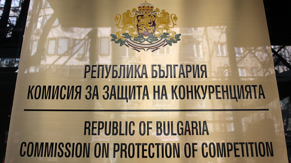 Пробойни в системата за милиарди левове: КЗК удря държавните поръчки