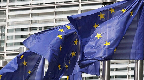 ЕС с план Б как да изпрати 50 милиарда на Украйна въпреки Унгария