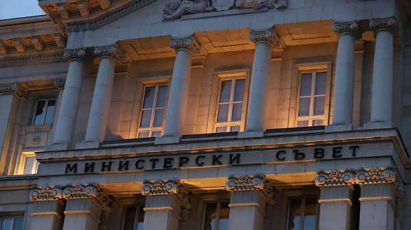 Големият въпрос днес: Оттегля ли властта Бюджет 2026 и как ще реагира на призивите за оставка