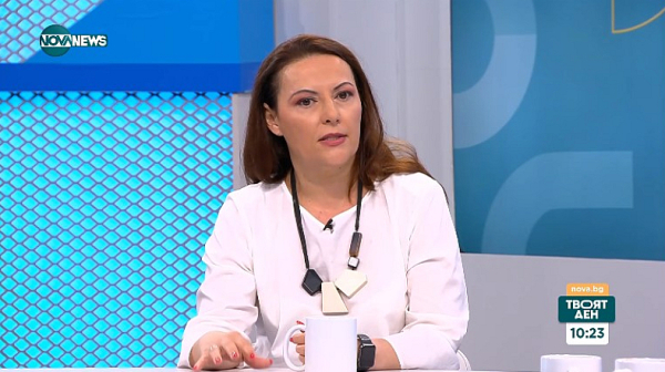 Елена Дариева: Говорейки за властова булимия, президентът Радев полага усилия в посока нов патриотичен проект