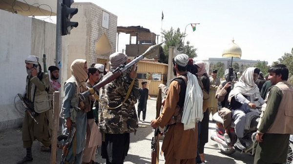 Афганистанец пред Фрог: Талибаните са подкрепяни отвътре и отвън. Искат светът да ги приеме