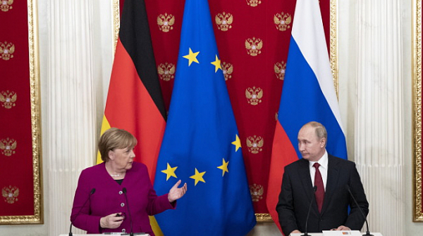 Кремъл: Няма доказателства, че руски хакери са действали срещу Меркел