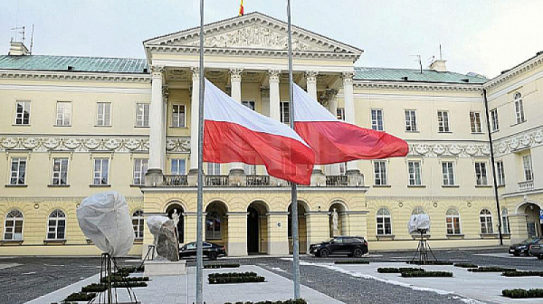 Полският парламент одобри резолюция, настояваща за съдебна реформа