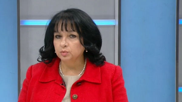 Теменужка Петкова: В следващите три години трябва да генерираме нов дълг от 48 млрд. лв