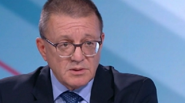 Бойко Ноев: Премиерът Петков не може да води страната по време на кризи
