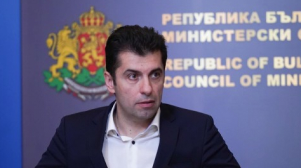 Петков ще проведе срещи с представители на транспортния бранш и на работодателски организации