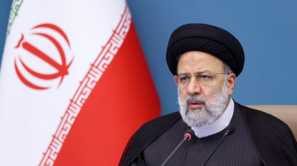 Иранският президент Ебрахим Раиси ще бъде погребан днес в родния си град Машхад