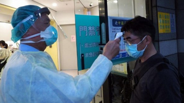 Китайският посланик: Потвърдени са 44 653 случаи на коронавирус, 1113 души са починали