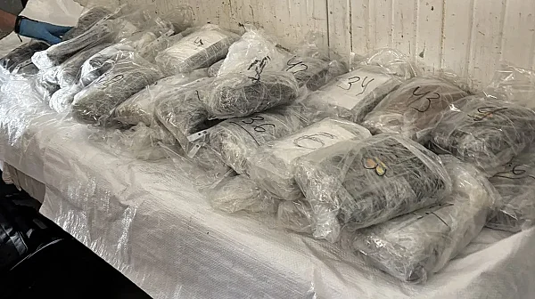 48 килограма кокаин на стойност 4,4 милиона евро задържаха в Хасково