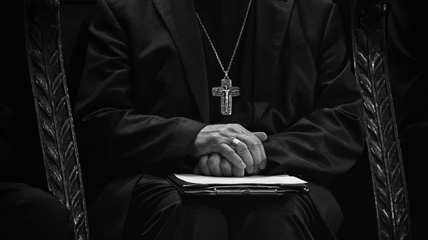 Мръсните тайни на френската католическа църква
