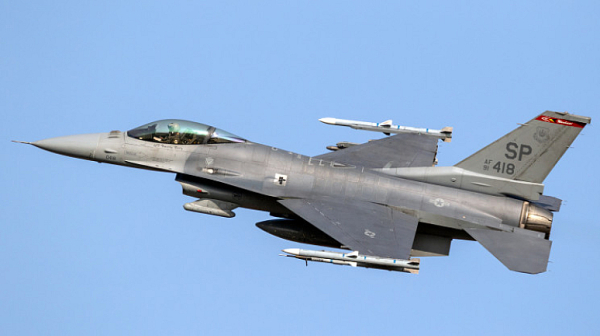 Американски изтребител F-16 се разби край западните брегове на Южна Корея