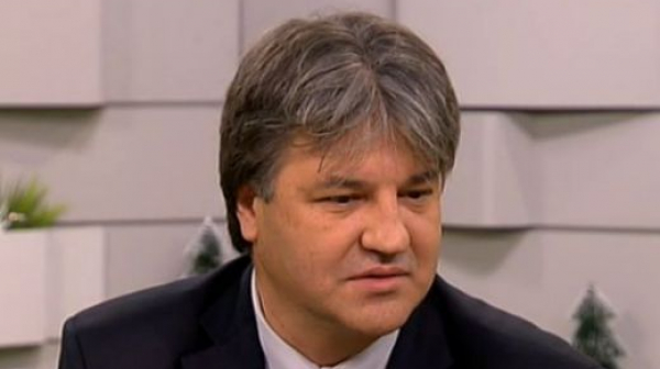 Узунов: Не ми е работа, но има повод да се възобнови проверката на КПКОНПИ срещу президента