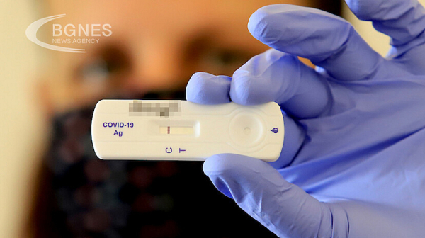 299 са новите случаи на коронавирус у нас, двама души загубиха битката с болестта