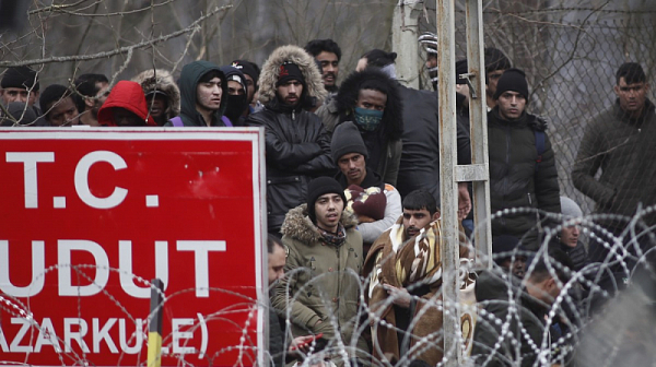 Себастиан Курц: Бежанската криза от 2015 не бива да се повтаря