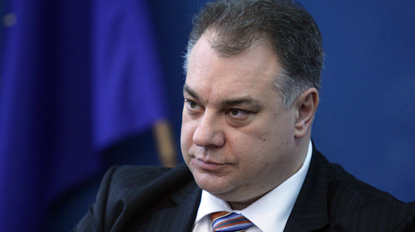 Д-р Мирослав Ненков: На много места отношението към специализантите е като към роби