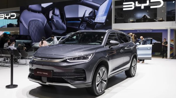 Мита или минимални цени? ЕС и Китай отново сядат на масата за EV преговори