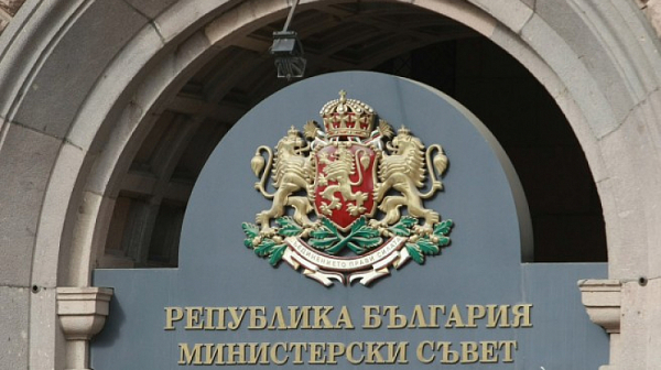 Внесоха пети вот на недоверие към кабинета „Желязков“