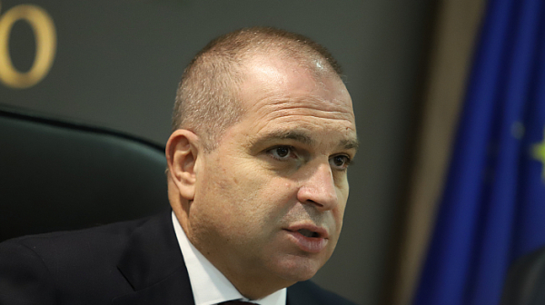Гроздан Караджов депозира оставката си