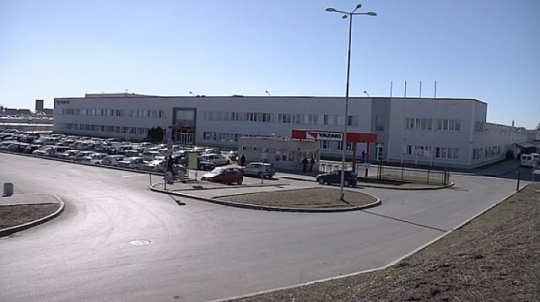 Заради COVID-19: ”Язаки” затваря заводите в България до 5 април