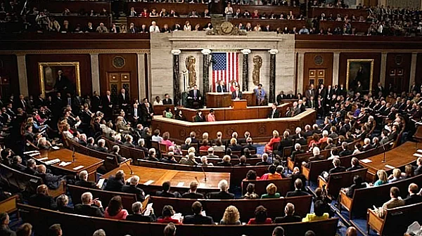 Сенатът на САЩ отхвърли за пети път резолюция за ограничаване действията на Тръмп в Иран