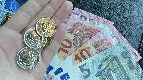 Бюджет под напрежение: 2 млрд. няма да покрият разходите