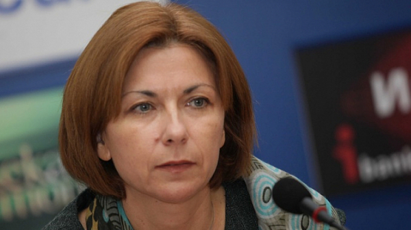 Боряна Димитрова: Има укротяване на ръста на ”Възраждане”