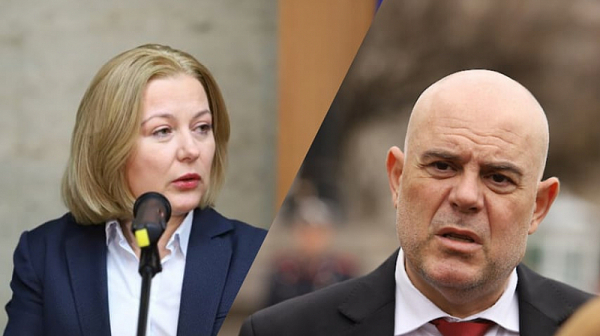 „Всеки момент“ министър Йорданова ще поиска отстраняването на Гешев