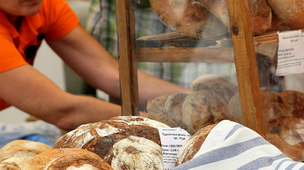 Хлябът поскъпва заради растящата цена на тока, транспорта и пшеницата