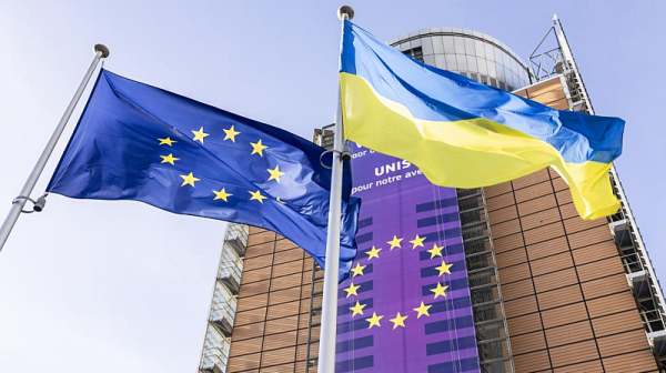 Пореден транш финансова помощ за Украйна преведе ЕК