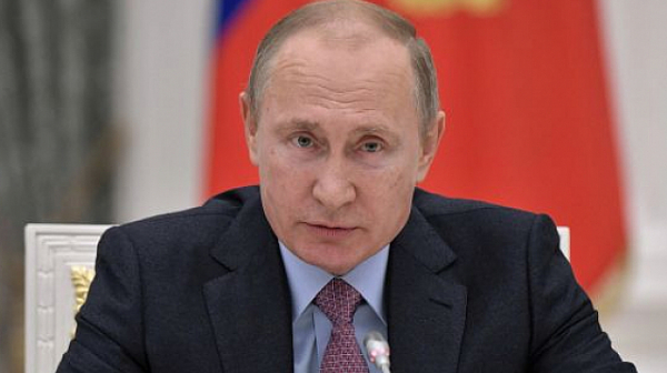 Dailymail: Путин напуска поста на президент през януари заради Паркинсон