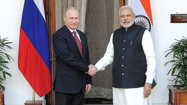 Показната „романтика“ на Моди и Путин ще разгневи Тръмп