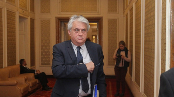 Министър Рашков: Целта ни е по-малко жертви и корупция на пътя