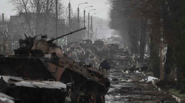 Путин отчаяно изпразва руските музеи от остарелите танкове, за да ги използва във войната