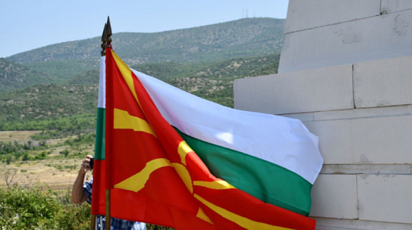 Скопие с крачка по-близо до преговори за членство в ЕС. Вписват българите в Конституцията