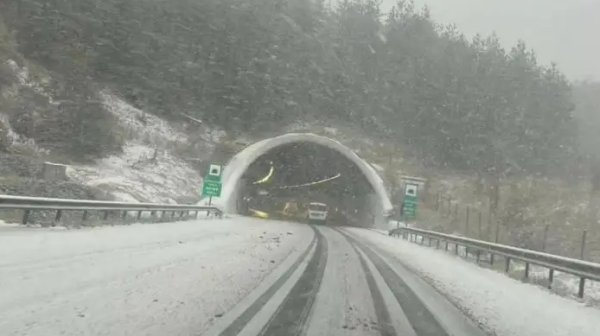 Ограничават движението на камиони над 12 т по магистралите за празниците