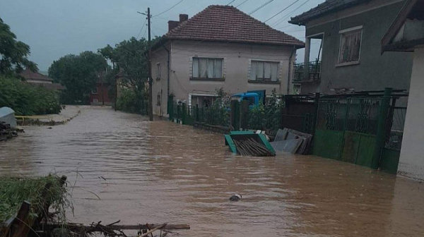 Врачанското село Лиляче потъна под вода: Обявиха частично бедствено положение