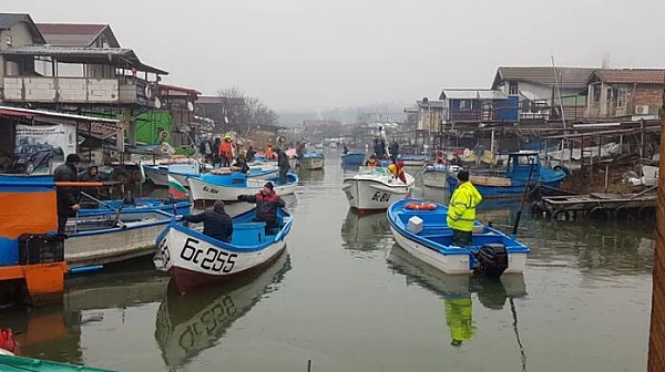 ЕС дава 760 млн. евро в помощ за рибарите, всяка държава решава дали да се възползва