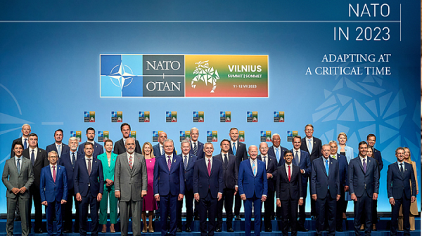 Срещите на върха на НАТО не са редовни, а в ключови моменти. Защо тази във Вашингтон е толкова важна?