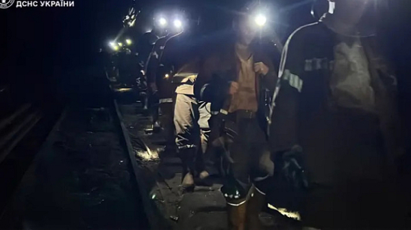 Русия руши с дронове и ракети Кривой Рог цяло денонощие