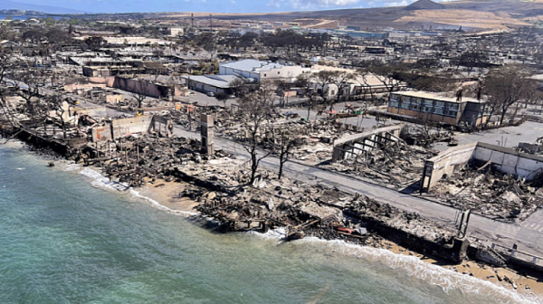 Хавайските власти публикуваха списък с близо 400 души, които остават в неизвестност след пожара на о. Мауи
